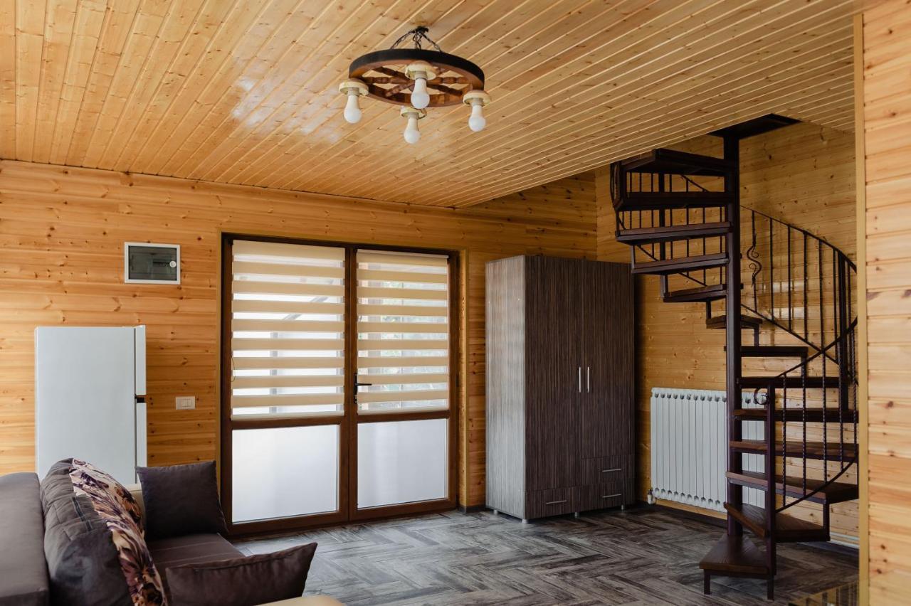Apartament La Maria Si Ioana Curtea de Argeş Zewnętrze zdjęcie