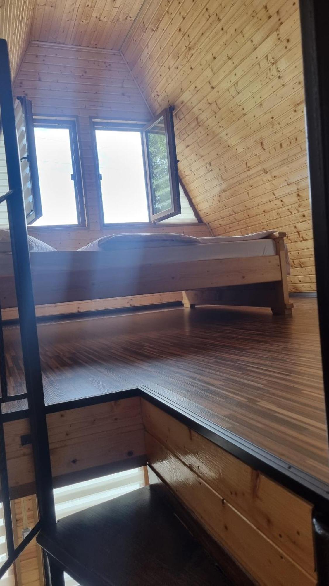 Apartament La Maria Si Ioana Curtea de Argeş Zewnętrze zdjęcie